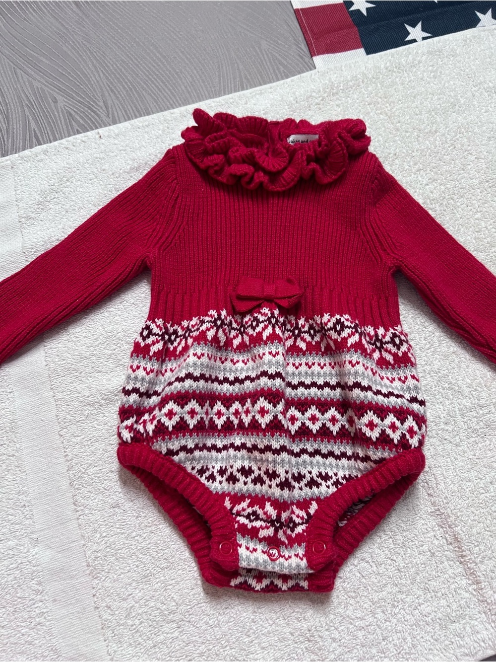 Cupcakes & Cashmere Baby 3-6M Red Fair Isle Sweater Romper Snowflake